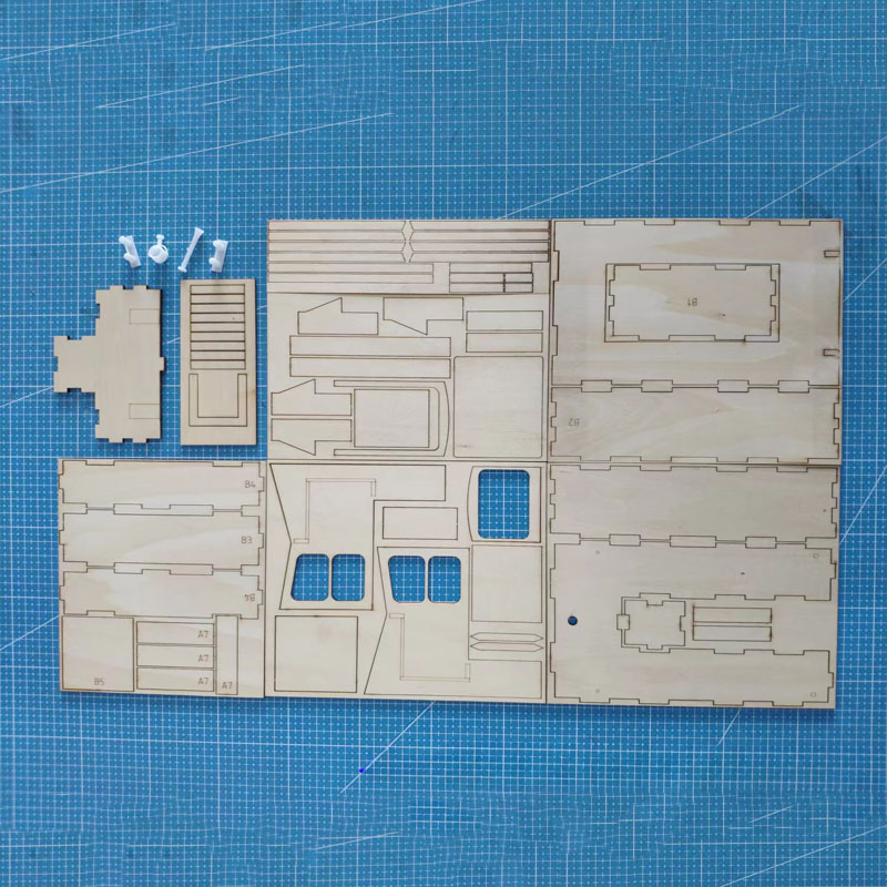 Wooden Box Rescue Boat Model R - đánh giá và giá Model Kit Lucario