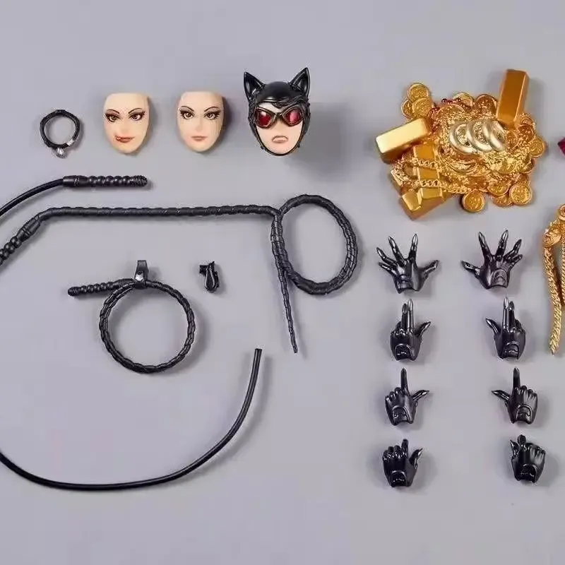 15cm Kaiyodo Revoltech Catwoma - đánh giá và giá Model Kit Batman